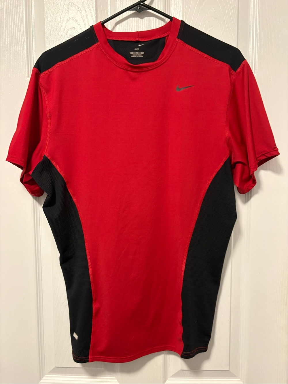 Nike Red & Black Short Sleeve Athletic Tee